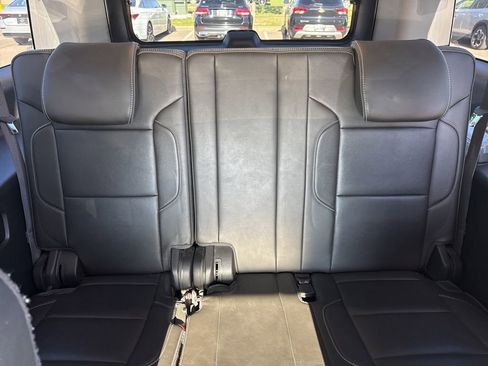 Used 2016 GMC Yukon XL Denali w/ Open Road Package AWD/4WD image 20