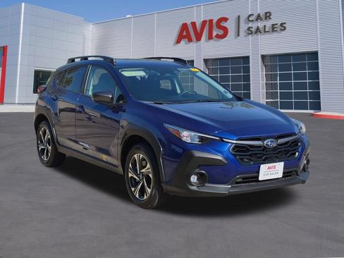 Used 2025 Subaru Crosstrek 2.5i Premium AWD/4WD image 3
