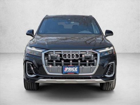 Certified 2025 Audi Q7 Premium Plus image 2