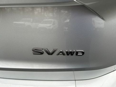 Used 2024 Nissan Rogue SV image 10