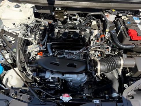 Certified 2025 Honda Accord SE image 22