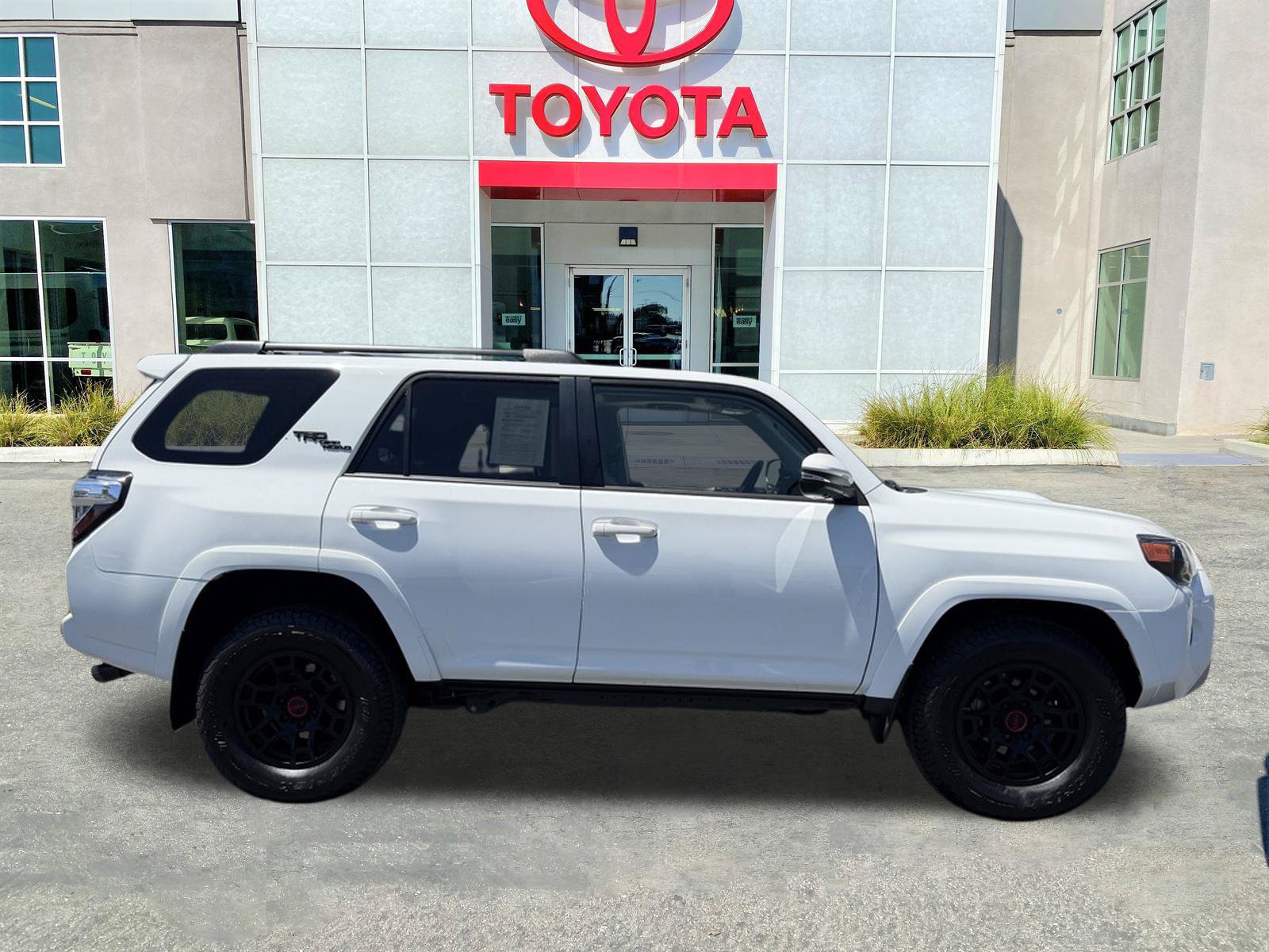 Used 2024 Toyota 4Runner TRD Off-Road Premium w/ TRD Black Wheel Package (TMS) AWD/4WD image 10