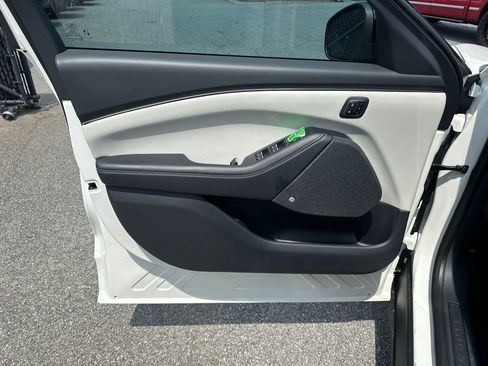 New 2025 Ford Mustang Mach-E Premium image 32