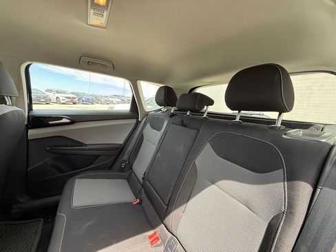 Used 2024 Volkswagen Taos S w/ MDO Package FWD image 13