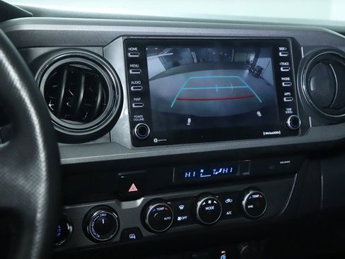 Used 2022 Toyota Tacoma TRD Sport image 28