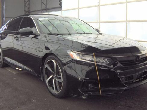 Used 2022 Honda Accord Sport image 4