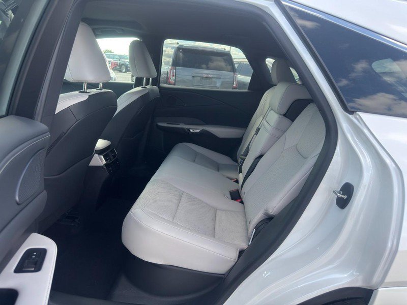 Used 2025 Lexus RX 350 Premium w/ Accessory Package AWD/4WD image 10