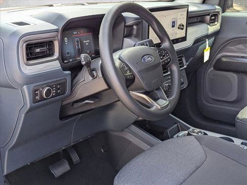 New 2025 Ford Maverick XL FWD image 4