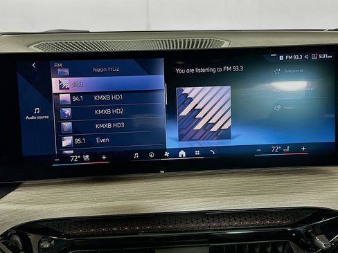 Used 2025 BMW 430i Coupe w/ Premium Package image 21