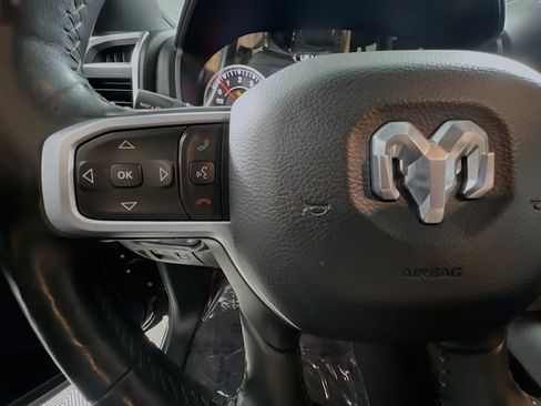 Used 2019 RAM 1500 Big Horn image 36