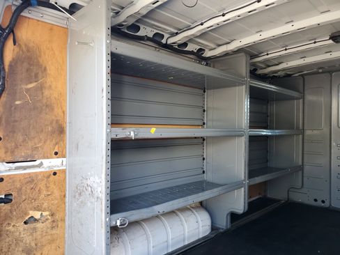 Used 2016 Nissan NV 2500 SL w/ Technology Package image 30