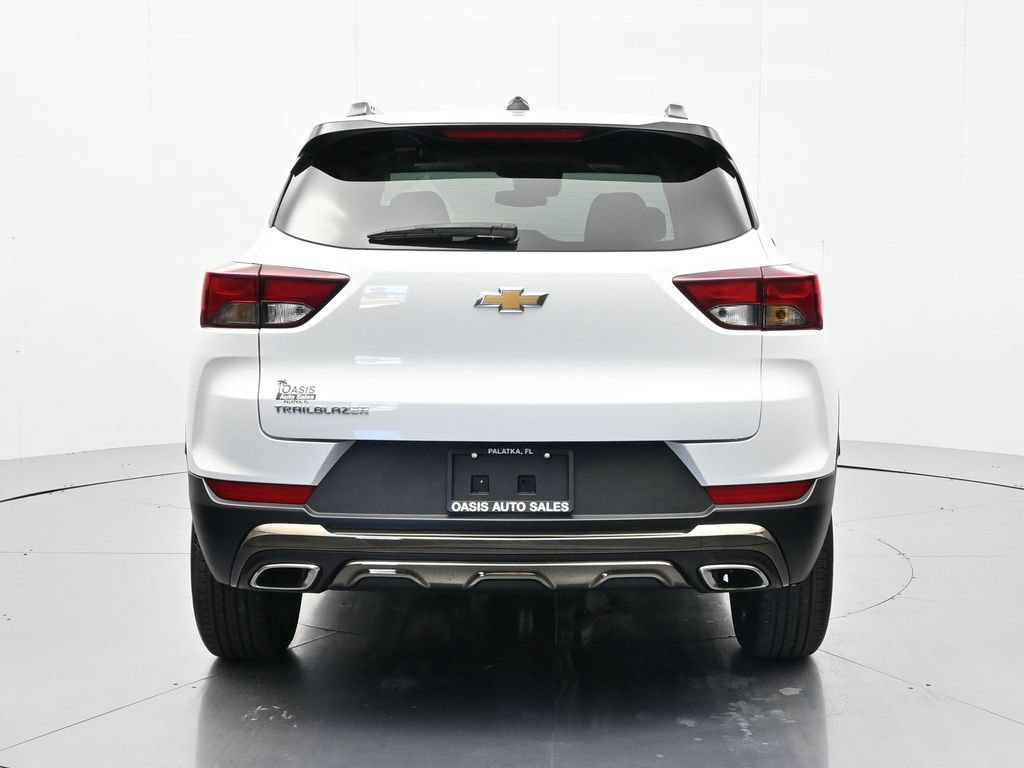 Used 2025 Chevrolet TrailBlazer LT FWD image 6