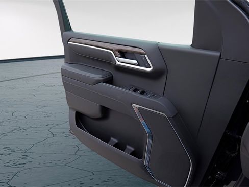 New 2025 GMC Sierra 1500 Elevation image 19