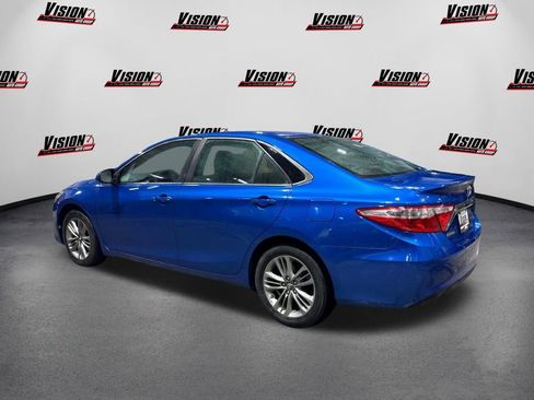 Used 2017 Toyota Camry SE image 7