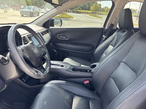Used 2020 Honda HR-V EX-L image 16