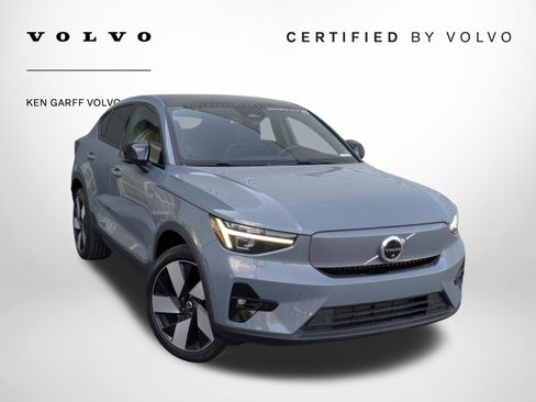 Used 2023 Volvo C40 P8 Recharge Ultimate AWD/4WD image 1