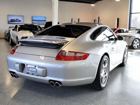 Used 2006 Porsche 911 Carrera S image 3