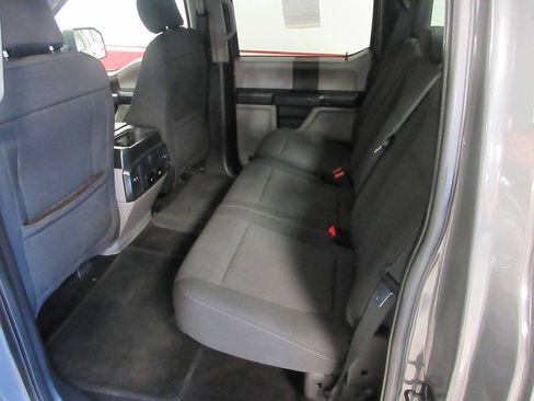 Used 2018 Ford F150 XL w/ Equipment Group 101A Mid AWD/4WD image 17