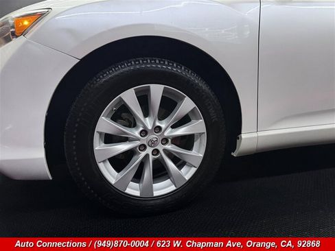 Used 2015 Toyota Venza LE FWD image 27