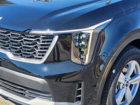 New 2026 Kia Sorento LX image 6