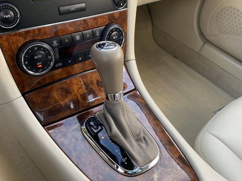 Used 2007 Mercedes-Benz CLK 350 Coupe image 25