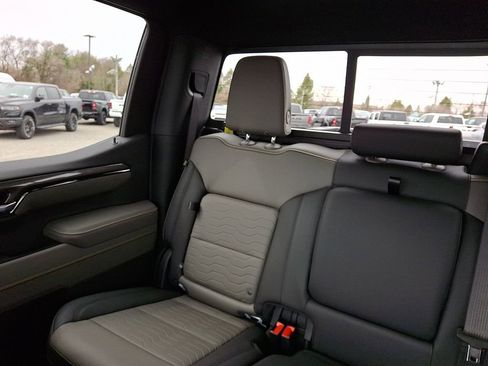 New 2026 Chevrolet Silverado 1500 ZR2 w/ ZR2 Bison Edition AWD/4WD image 13