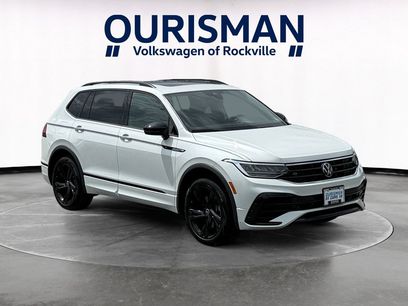 Used 2024 Volkswagen Tiguan SE R-Line