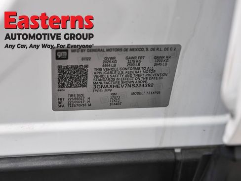 Used 2022 Chevrolet Equinox LS FWD image 34