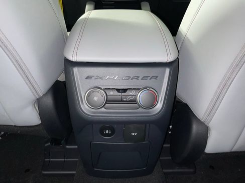 New 2027 Ford Explorer Active w/ Active Comfort Package RWD image 18