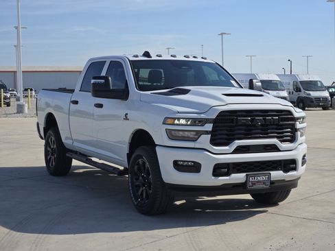 New 2026 RAM 2500 Tradesman AWD/4WD image 2
