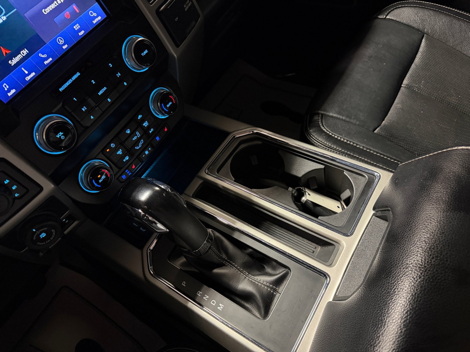 Used 2019 Ford F150 Lariat w/ Equipment Group 502A Luxury AWD/4WD image 31