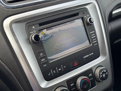 Used 2016 GMC Acadia SLE image 34