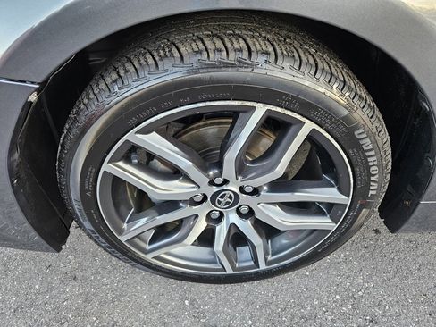 Used 2016 Scion tC image 9