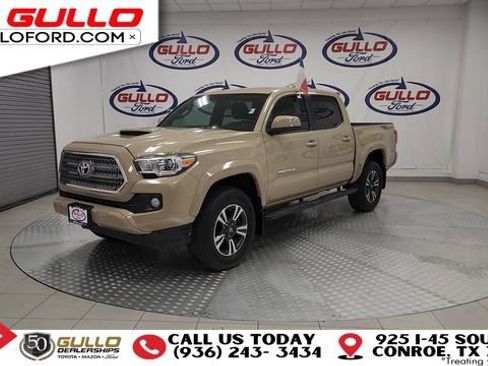 Used 2016 Toyota Tacoma SR5 image 4