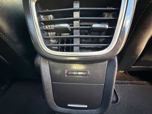Used 2017 Lincoln MKX Reserve w/ Lincoln MKX Climate Package FWD image 19