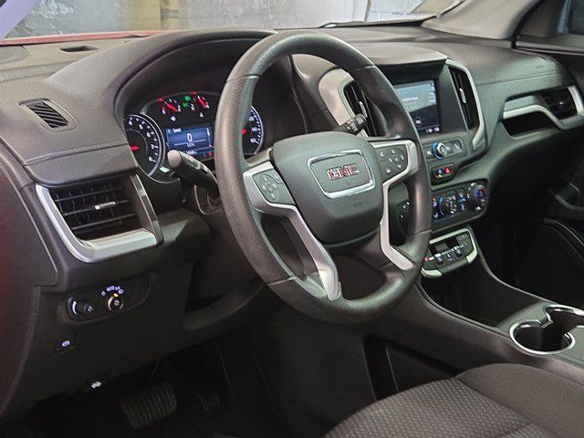 Used 2024 GMC Terrain SLE w/ Driver Convenience Package FWD image 18