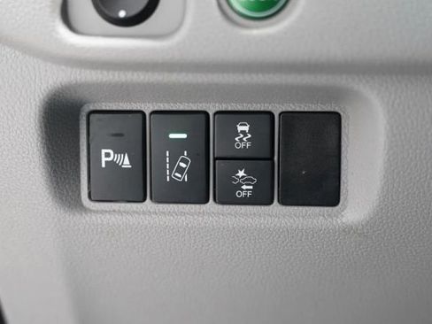 Used 2017 Honda Pilot Touring image 36