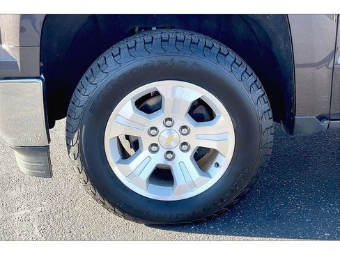 Used 2015 Chevrolet Silverado 1500 LTZ Z71 w/ LTZ Plus Package image 9