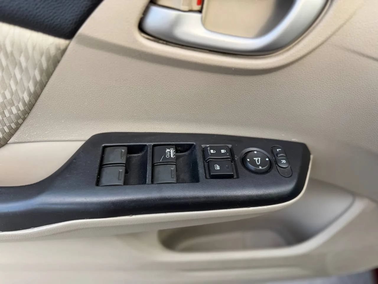 Used 2014 Honda Civic LX image 34
