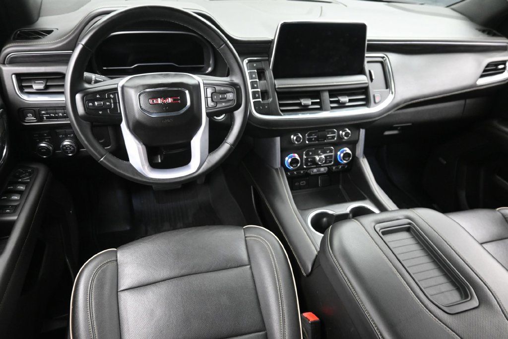 Used 2023 GMC Yukon SLT AWD/4WD image 16