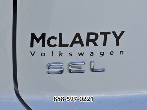 Certified 2025 Volkswagen Atlas Cross Sport SEL Premium R-Line image 16