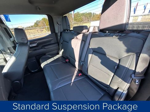 Used 2025 GMC Sierra 1500 SLT image 17