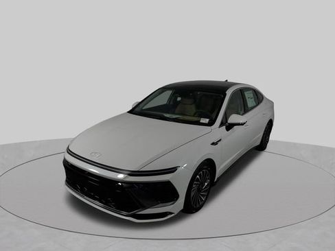 New 2025 Hyundai Sonata Limited FWD image 41