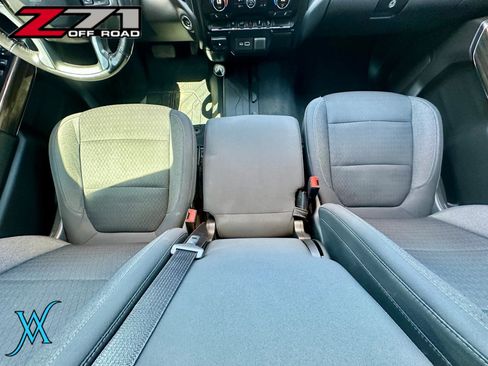 Used 2019 Chevrolet Silverado 1500 LT w/ All-Star Edition AWD/4WD image 35