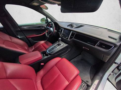 Used 2017 Porsche Macan GTS AWD/4WD image 22