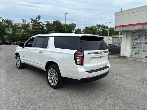 Used 2023 Chevrolet Suburban Premier w/ Premium Package AWD/4WD image 9