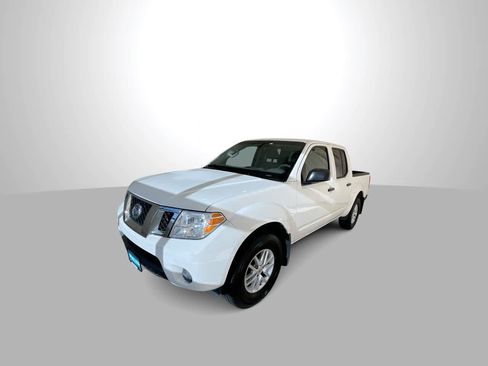 Used 2019 Nissan Frontier SV AWD/4WD image 4