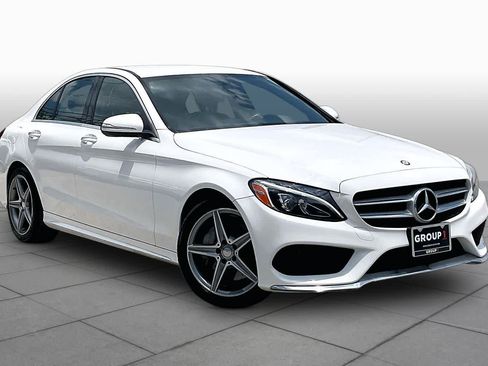 Used 2015 Mercedes-Benz C 300 4MATIC Sedan image 3