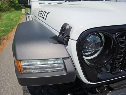 Used 2026 Jeep Wrangler Unlimited Sport AWD/4WD image 21