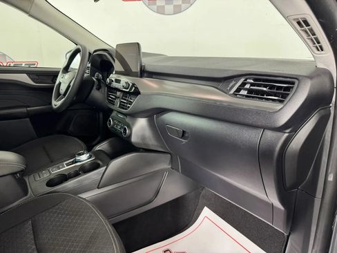 Used 2025 Ford Escape Active FWD image 12